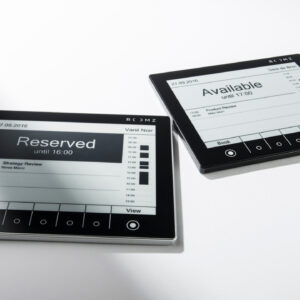 ROOMZ EXPERIENCE BOX (1 Display BLACK / 1 Sensor Room / 1 Wall-mount / 1Y  ROOM)