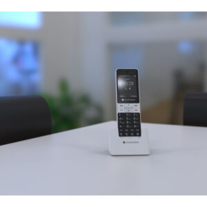 CoComm DT180 4G GSM telefon (open market version)